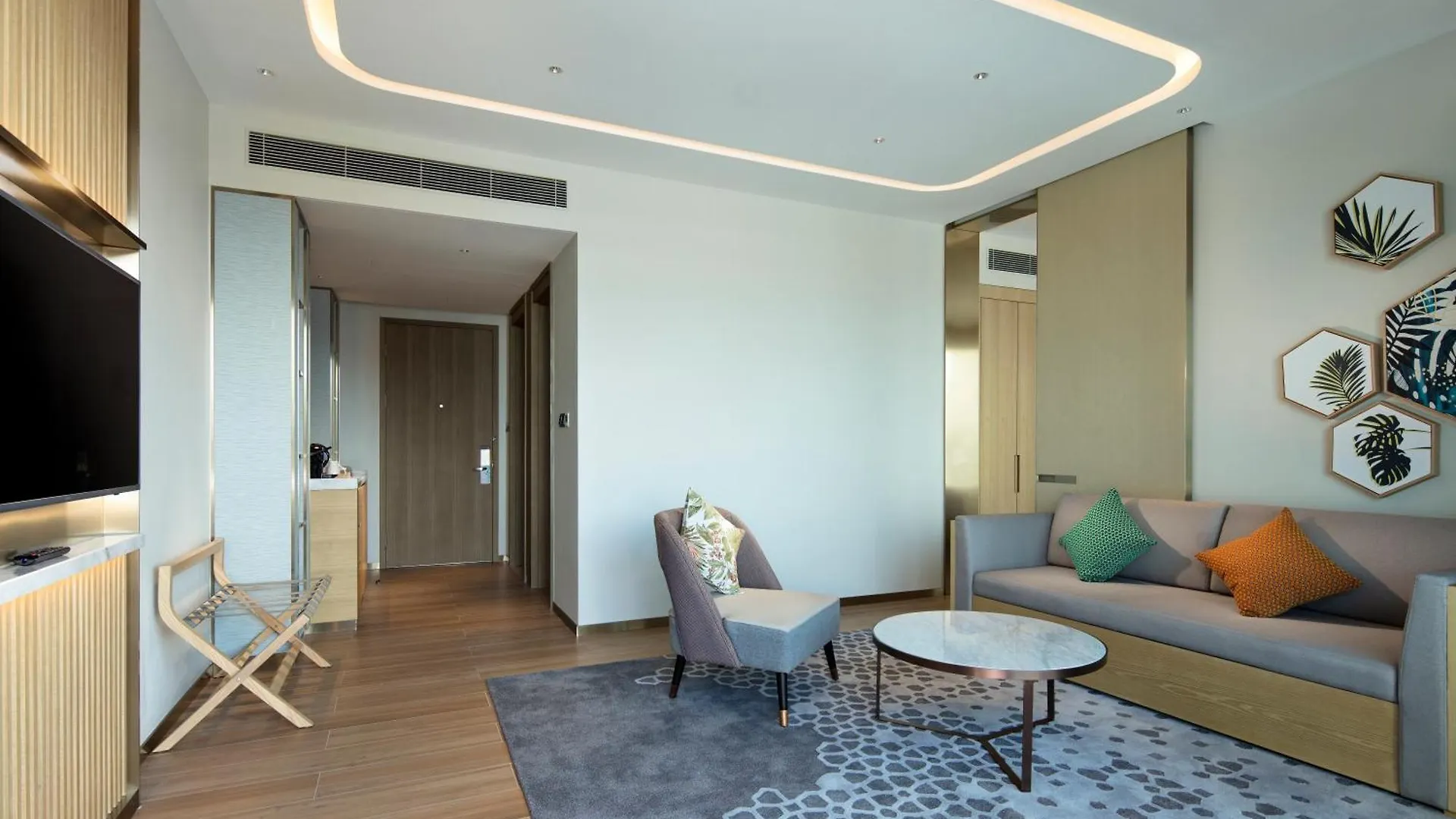 Hilton Garden Inn Sanya Hotel